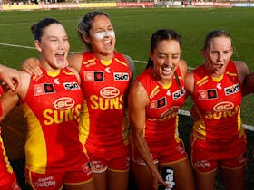 AFLW Round 6B: Gold Coast SUNS v Essendon