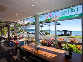 Fat Frog Beach Cafe