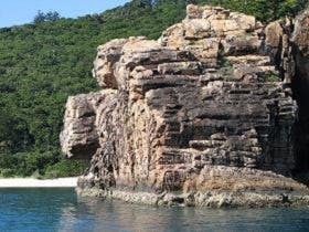 The Pinnacles Dive Site - Hook Island