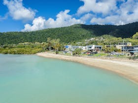 Cannonvale Beach