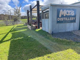 Moo’s Distillery