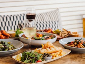 The Island Bistro - Surfers Paradise