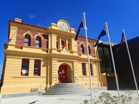 Devonport Regional Gallery