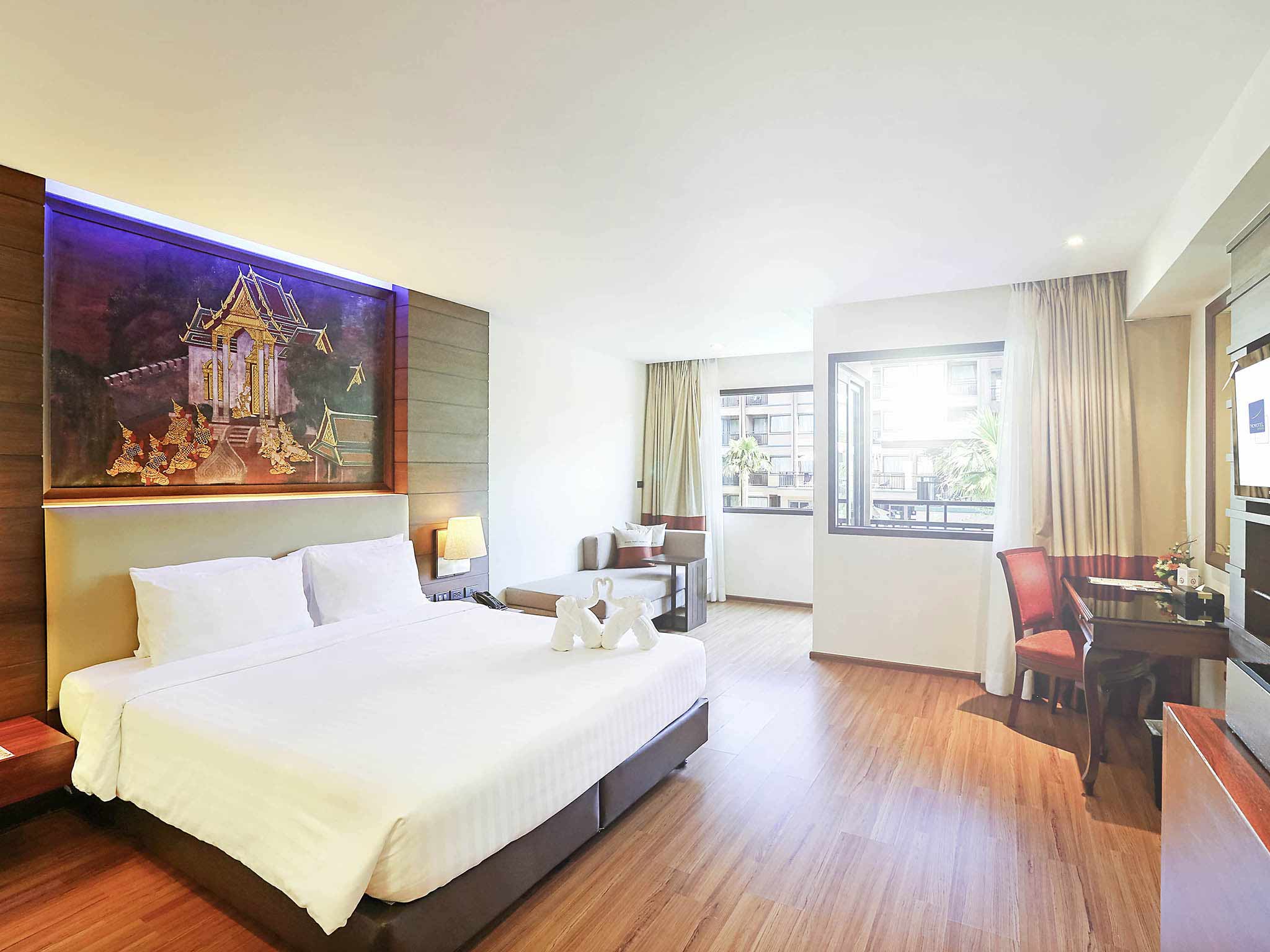 Novotel Phuket Vintage Park Resort